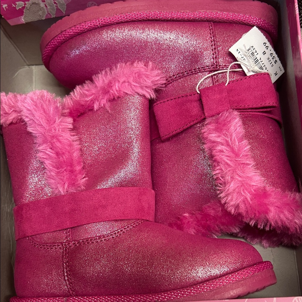 Pink Kids Boots with Faux Fur Trim in box (bbr)